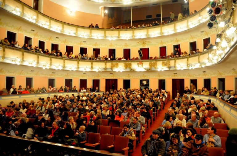El Teatro 3 de Febrero presenta una agenda para disfrutar las vacaciones de invierno