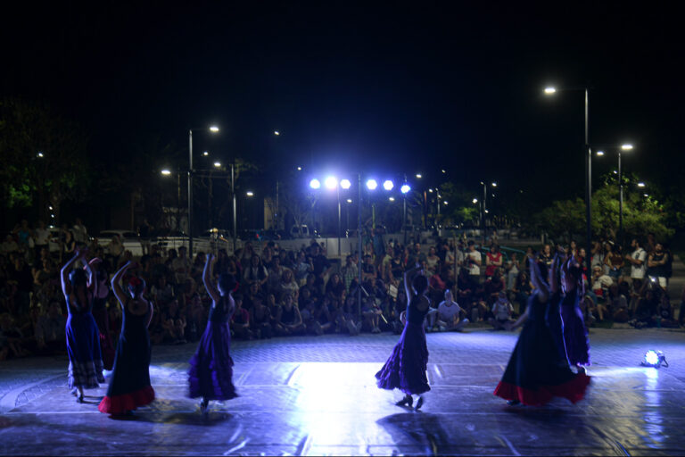 El Festidanza se lució en el Centro Cultural Juan L. Ortiz