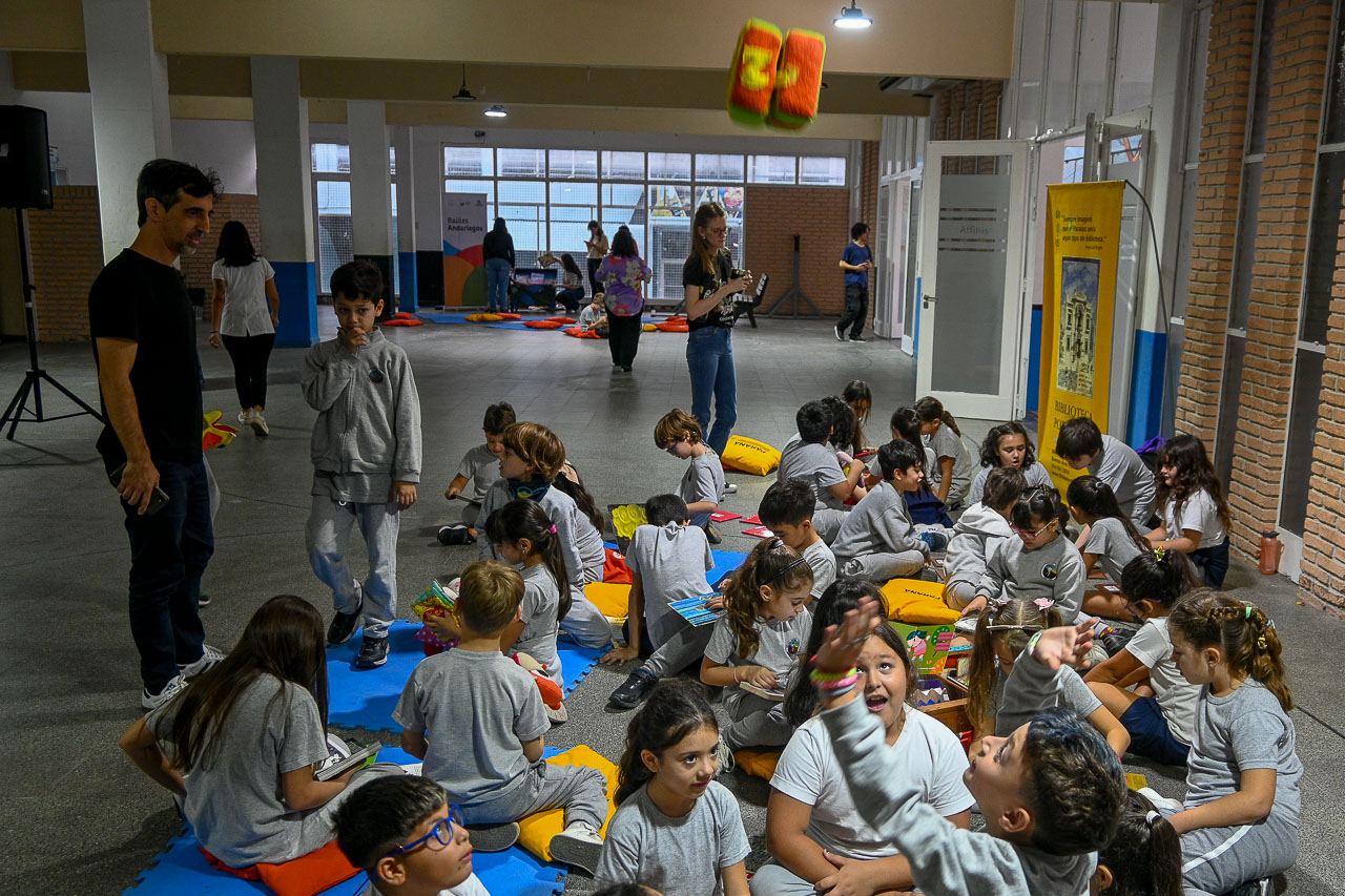 Escuelas de Paraná fueron protagonistas en el inicio de la Semana de la Lectura 2026