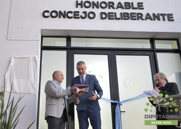 Hein participó del acto de inauguración del nuevo recinto del Concejo Deliberante de Galarza