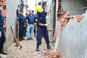Demolieron un búnker de drogas en el Barrio Lomas del Mirador II de Paraná