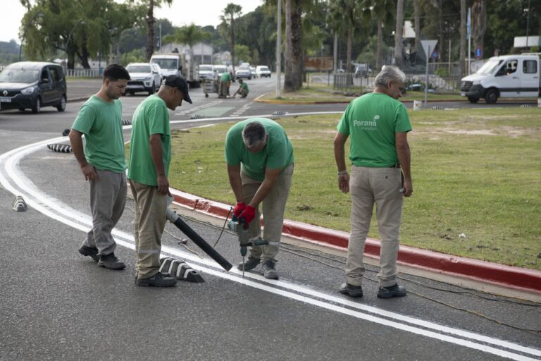 Comenzó la reubicación de la ciclovía en la costanera de Paraná