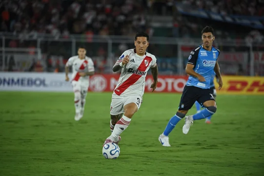 River busca asegurar su pase a octavos de la Copa Sudamericana ante Blooming