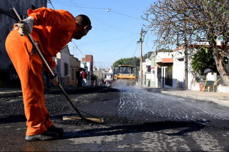 Licitaron nuevas obras para la recuperación de la trama vial