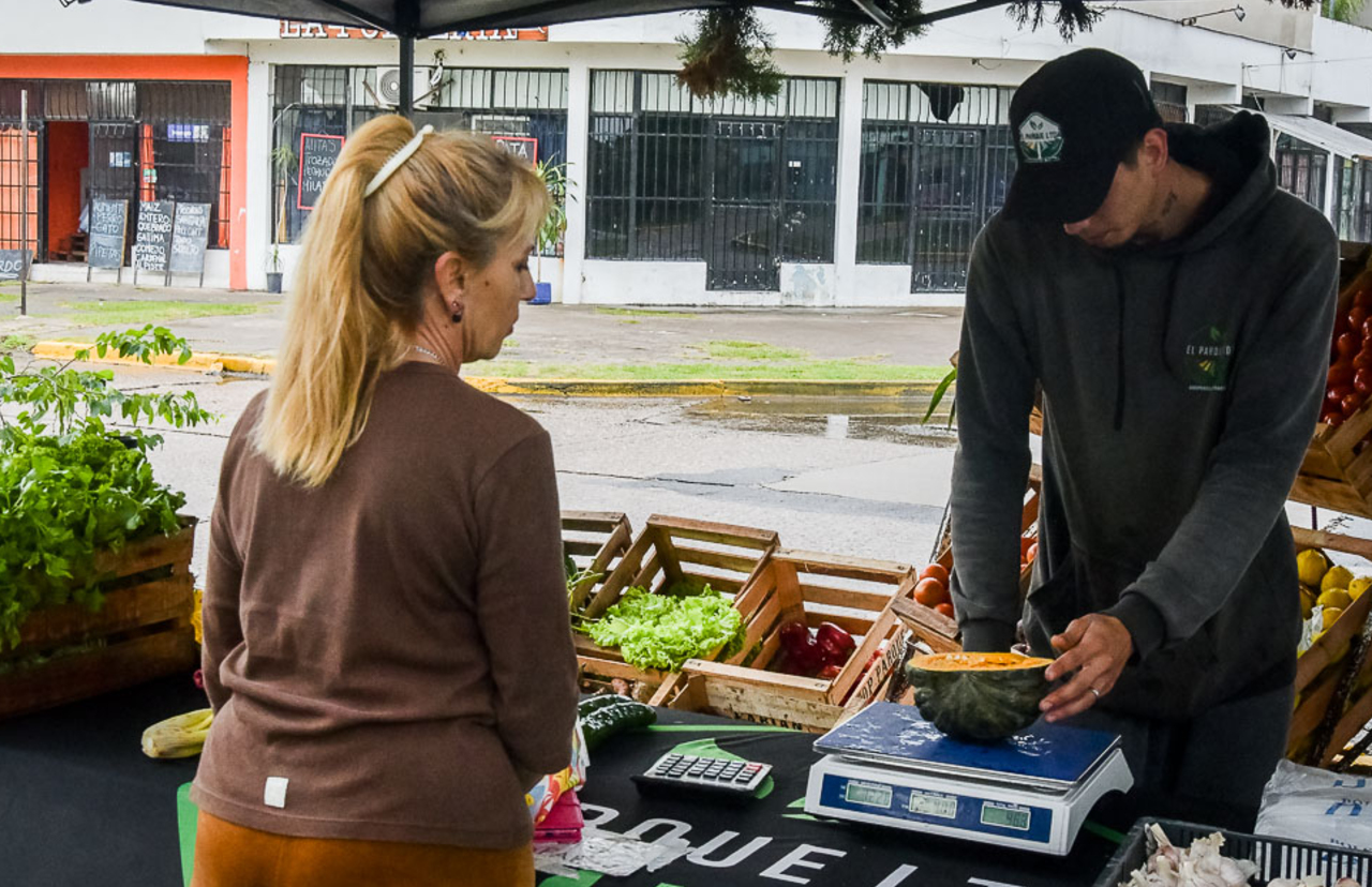 La Feria en tu Barrio llega a San Agustín, Escuela Hogar y plaza Sáenz Peña