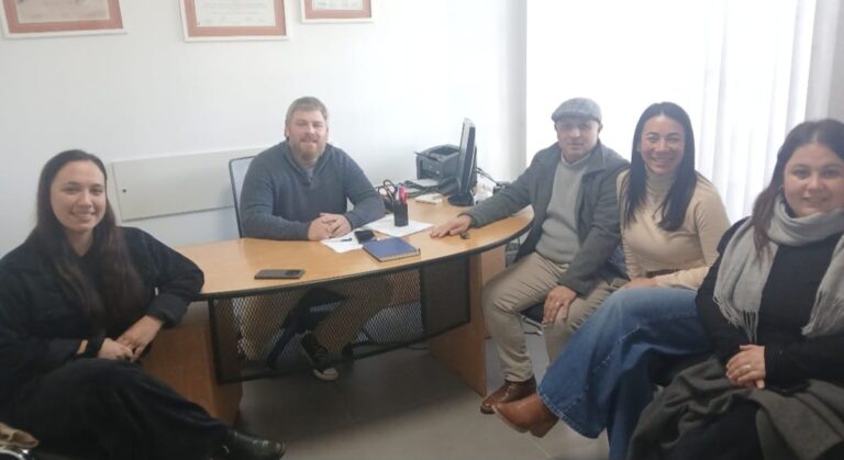 El Instituto Becario fortalece su trabajo territorial junto a municipios y comisiones vecinales