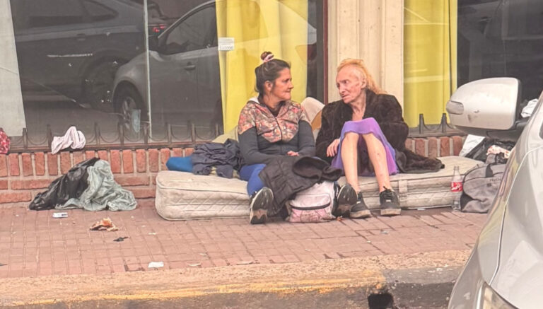Zulma Lobato fue encontrada en situación de calle en Paraná y recibió asistencia del Municipio