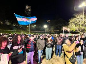 Paraná vivió una noche de música y arte en homenaje al Indio Solari