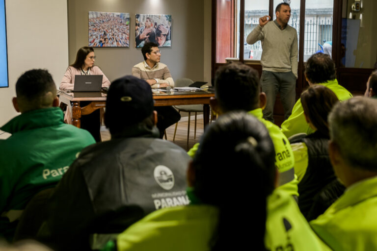 El Municipio capacitó a inspectores para fortalecer la seguridad vial y el ordenamiento del tránsito