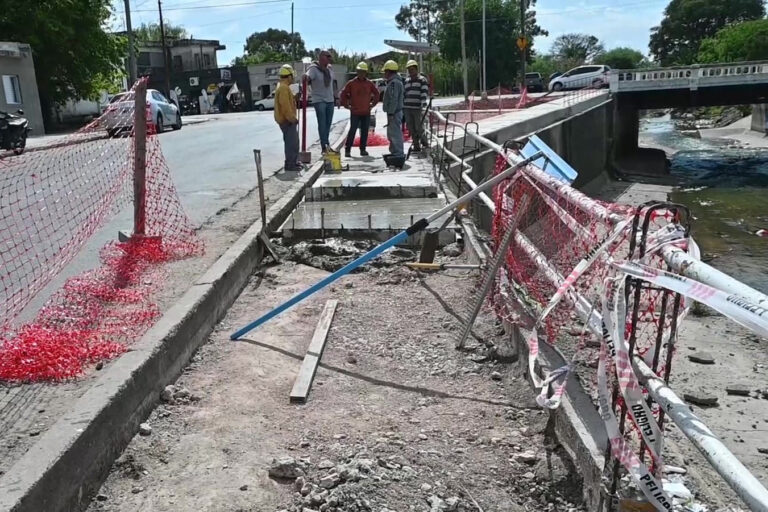 Avanza la obra para mejorar a través de Presupuesto Participativo, la accesibilidad y los servicios en Puerto Viejo
