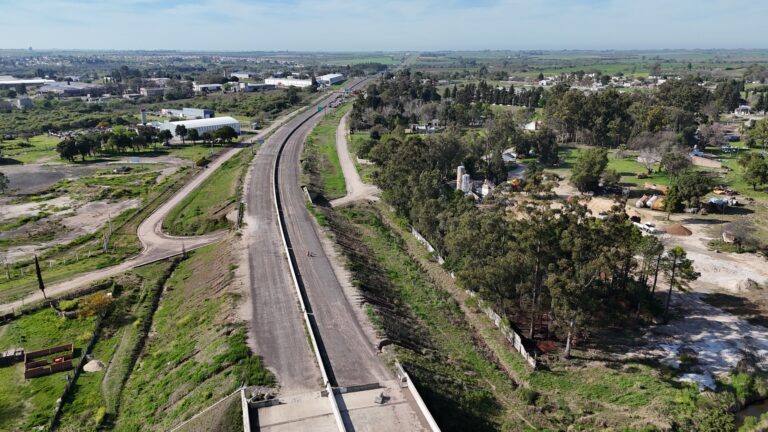 Paraná avanza en la digitalización de trámites y en obras estratégicas para la ciudad