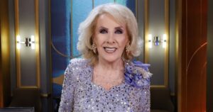 Mirtha Legrand fue internada por un cuadro de bronquitis