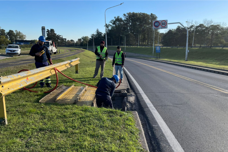 El Túnel Subfluvial realizó el mantenimiento de los desagües
