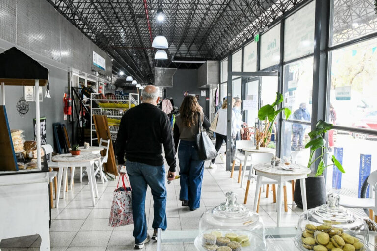 Elegí Acá: Paraná impulsa el comercio local con una agenda de promociones, ferias y nuevos negocios