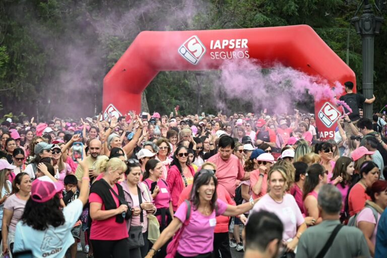 Paraná realizará la 12ª Caminata Rosa este sábado: será gratuita y tendrá recorridos de 3 y 6 kilómetros