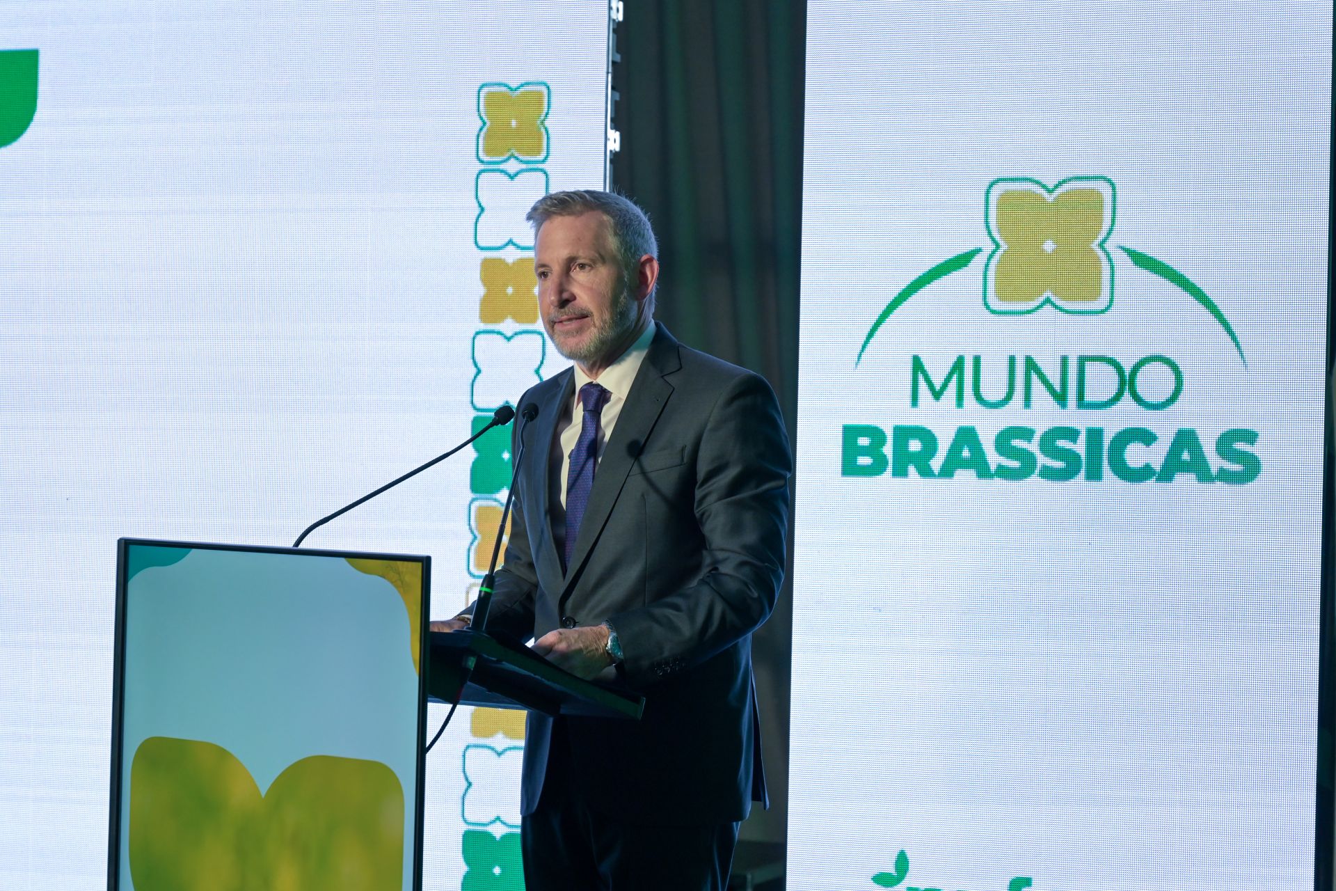 Frigerio participó en Paraná de un simposio sobre el potencial de la carinata para producir biocombustibles sostenibles
